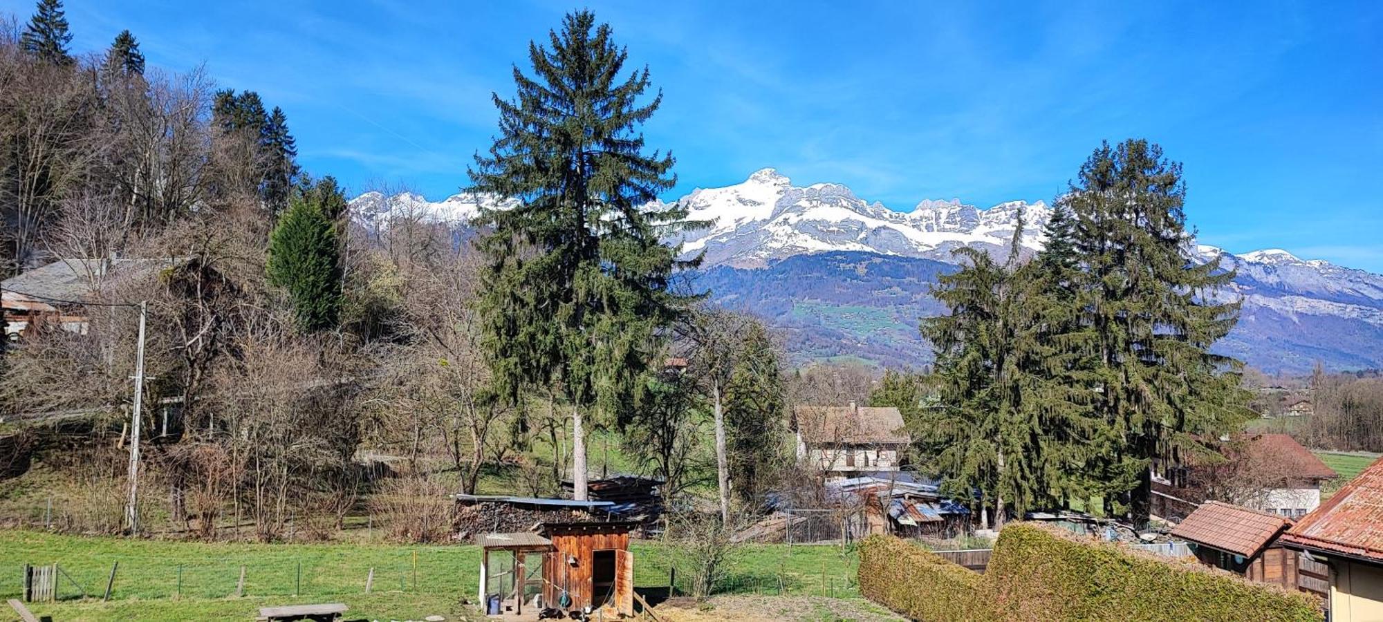 Apartment 1 Idealement Situe Domancy